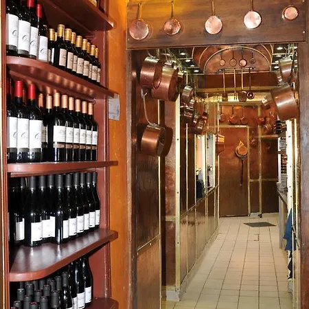 Hotel Luxury Entirely Next To The Eiffel Tower - 2*