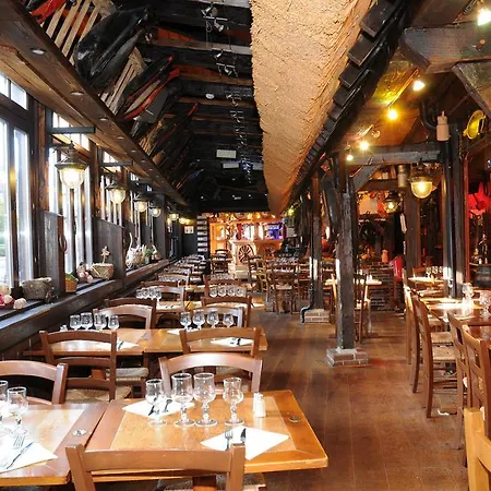 Luxury Entirely Next To The Eiffel Tower - 2*